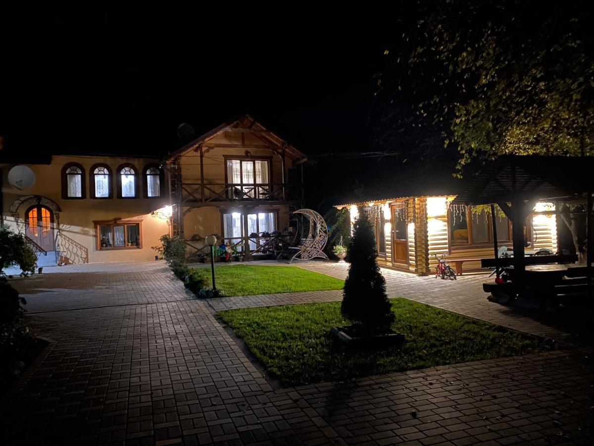 Rodynnyi Zatyshok ξενώνας Verkhovyna Εξωτερικό φωτογραφία